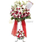 Standing Flower STMK-03 Makassar – Rangkaian Elegan untuk Momen Spesial