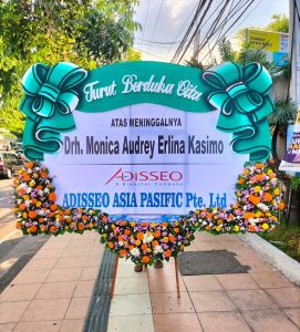 Jual Karangan Bunga Papan Online Istana Florist Surabaya 3