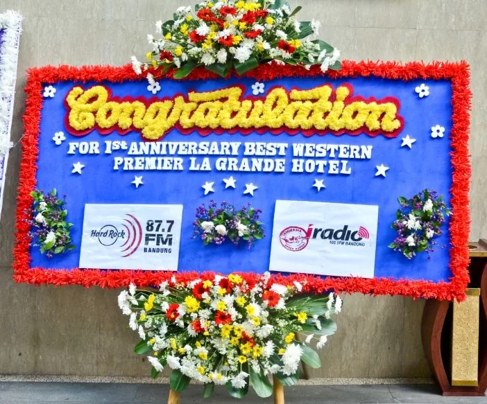 7. Layanan Vendor Bunga Papan Jakarta Terbaik dan Berkualitas